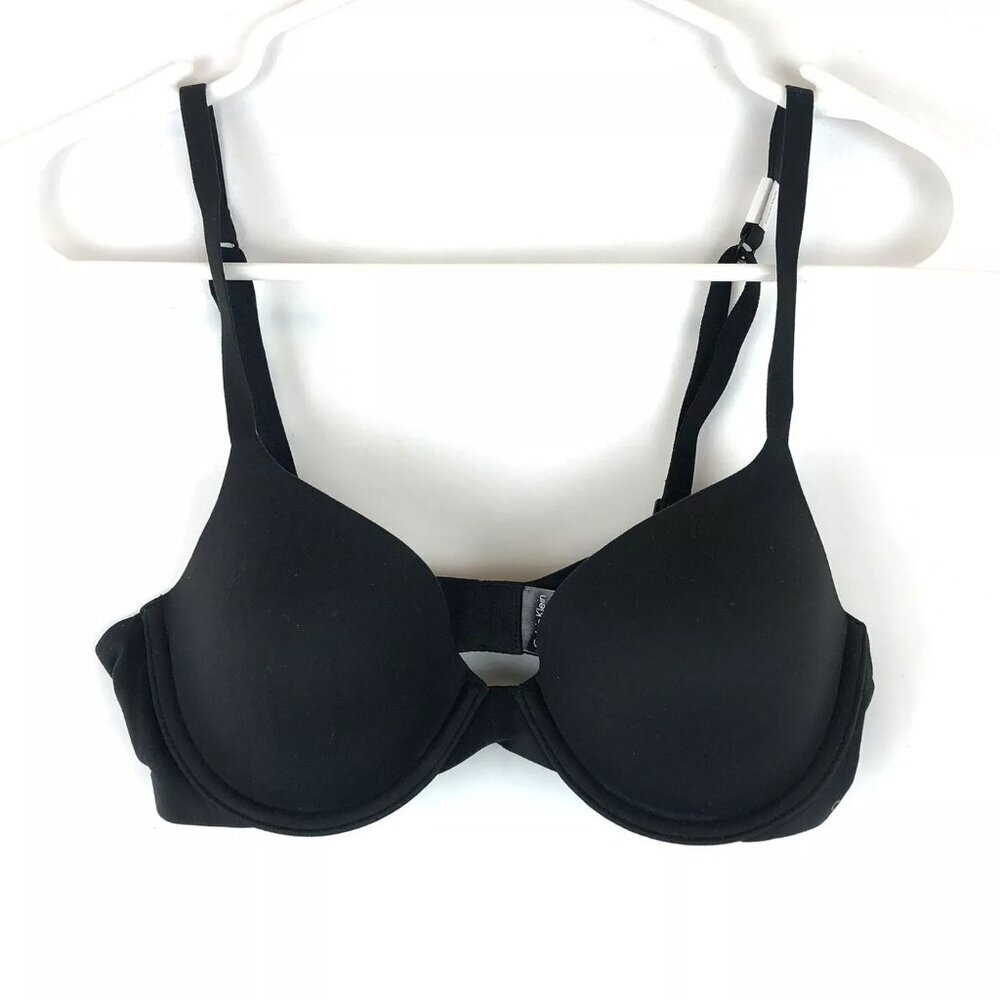 Calvin Klein Women’s Lightly Lined Black T-Shirt Bra, Size 32B